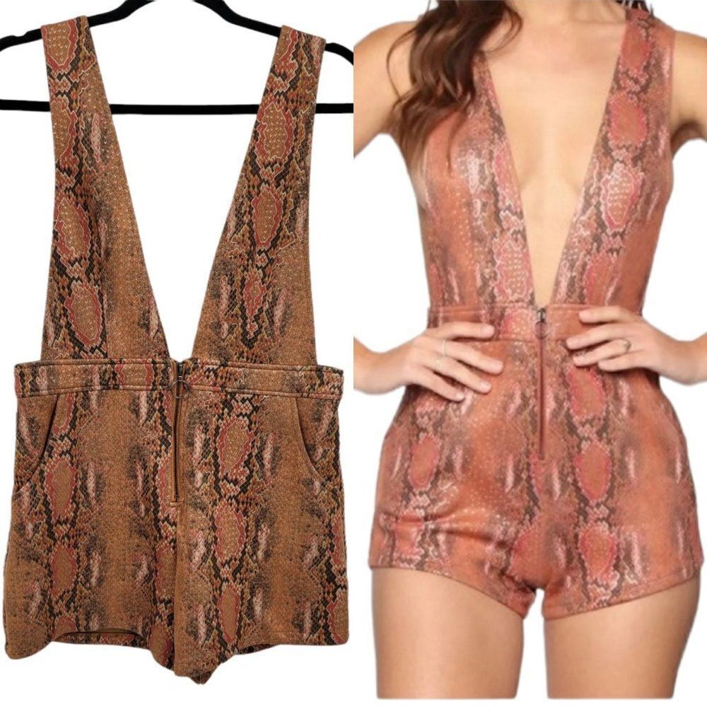 Wild Honey Romper Metallic Scuba Plunging‎ V Daisy Dukes Snake Print Rust Sz M